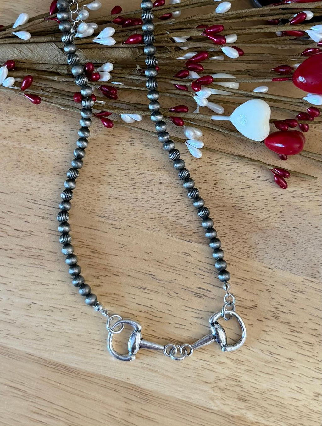 SNAFFLE BIT NECKLACE